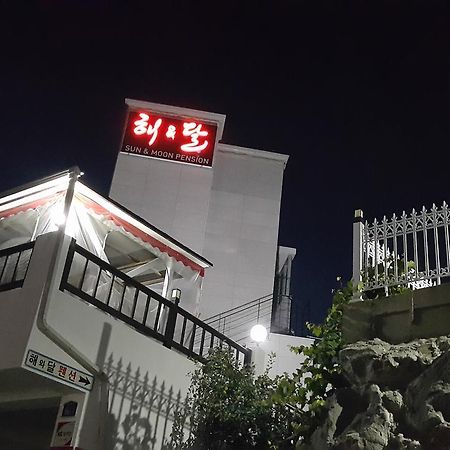 Sunmoon Pension Yeosu Exterior foto