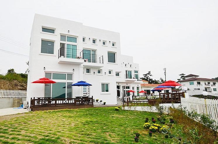 Sunmoon Pension Yeosu Exterior foto